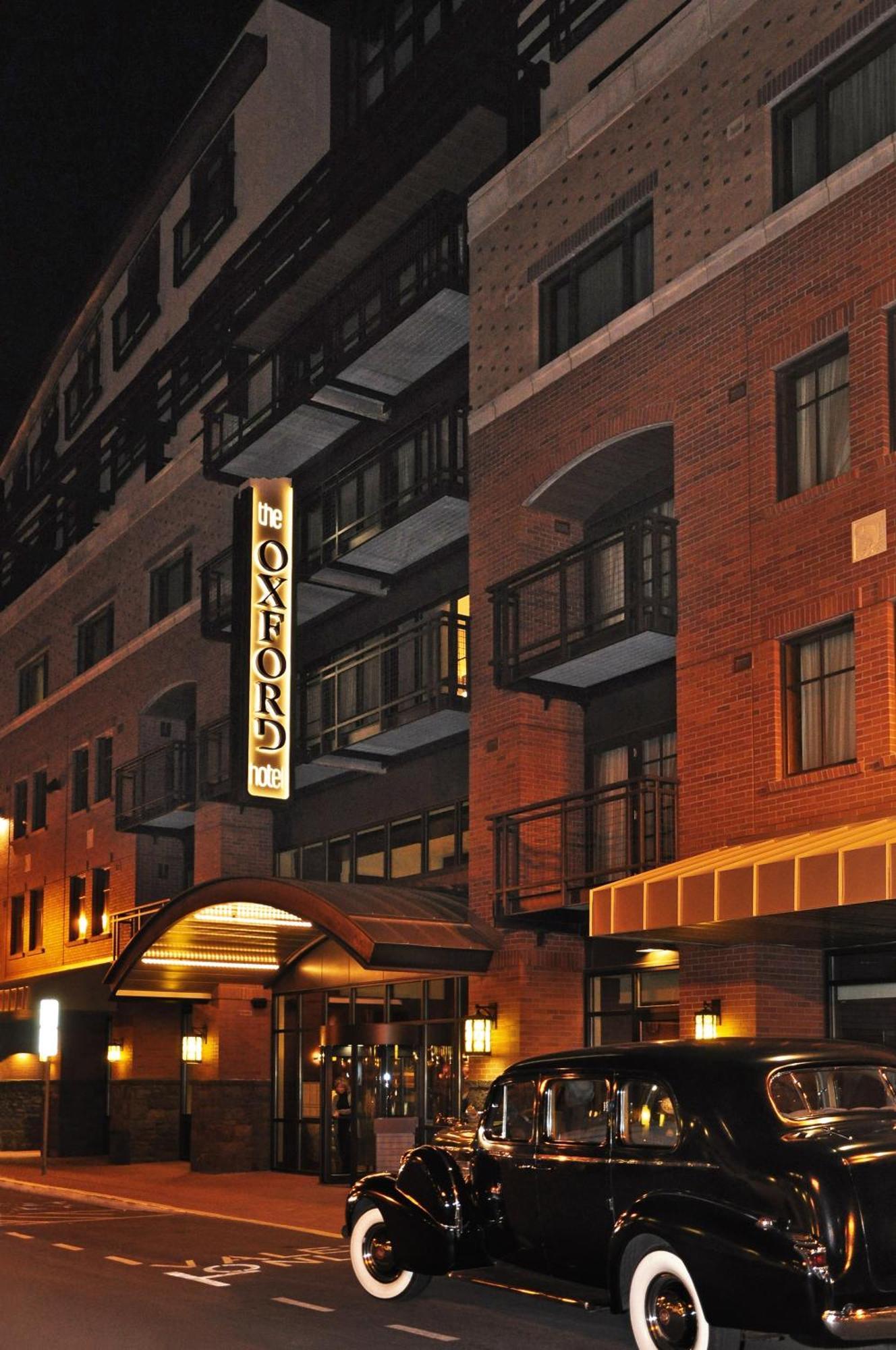 Oxford Hotel Bend Exteriör bild